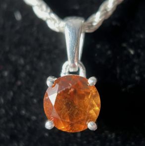 Hessonite Garnet Sterling Silver 6x6mm Pendant
