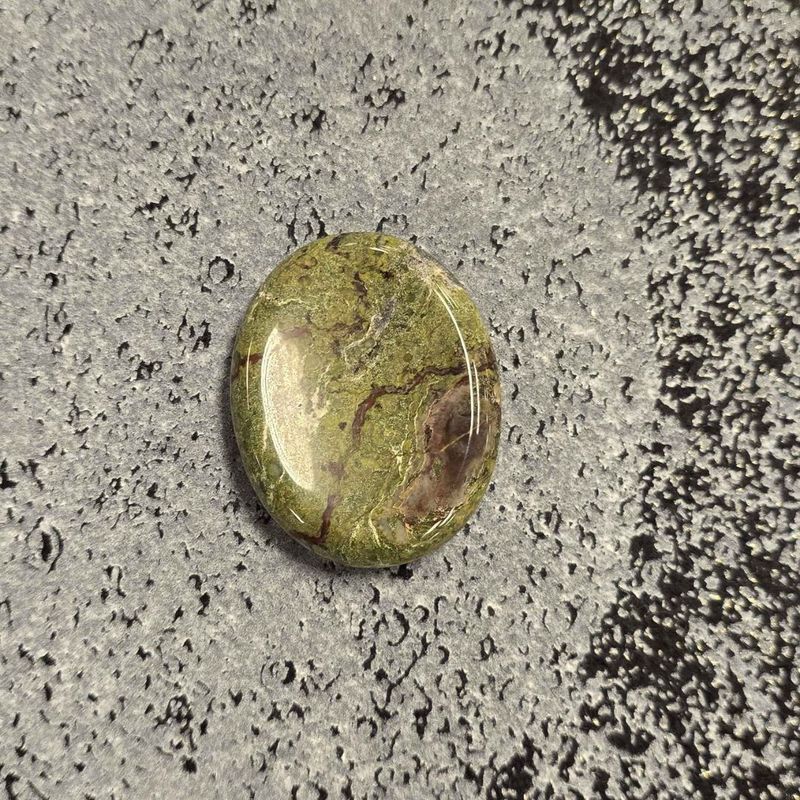 Dragons Blood Worry Stone