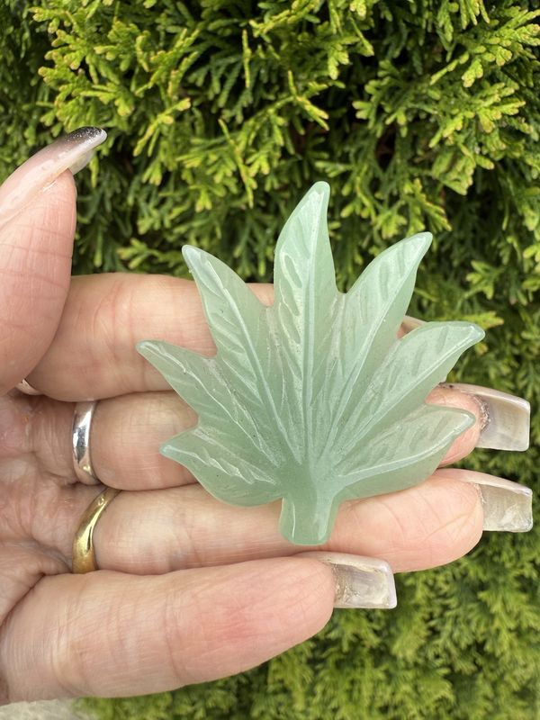 Green Aventurine Weed Leaf