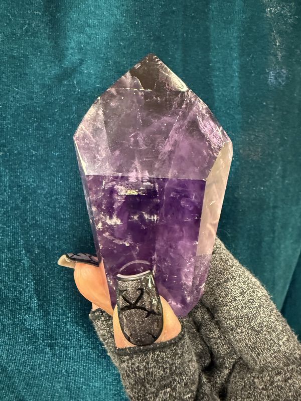 Dark Amethyst Point