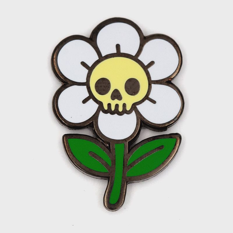 Daisy Skull Enamel Pin