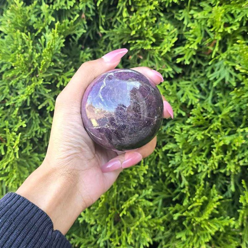 Purpurite Sphere 64mm