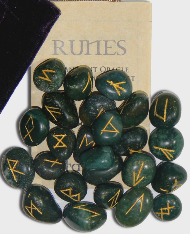 Starlinks Bloodstone Runes Set