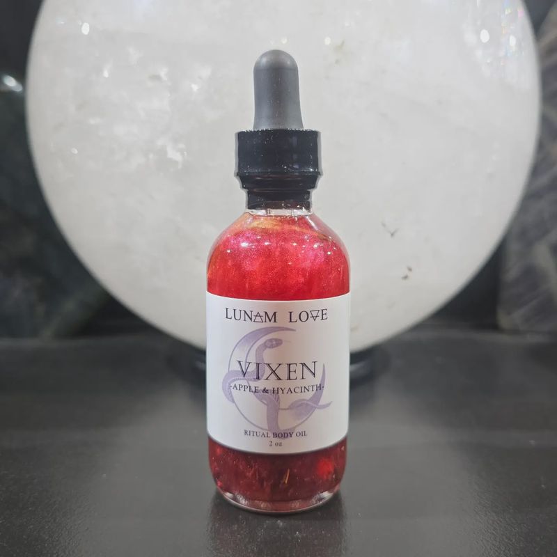 Vixen Ritual Body Oil Lunam Love