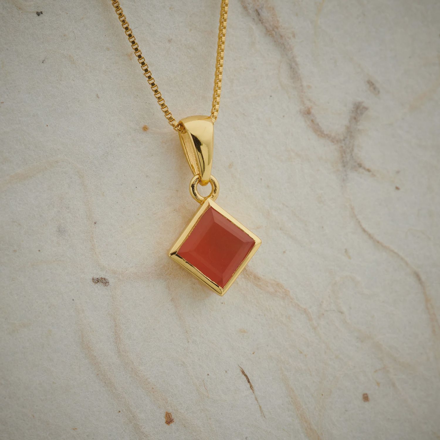 Everyday Gold Faceted Carnelian Pendant