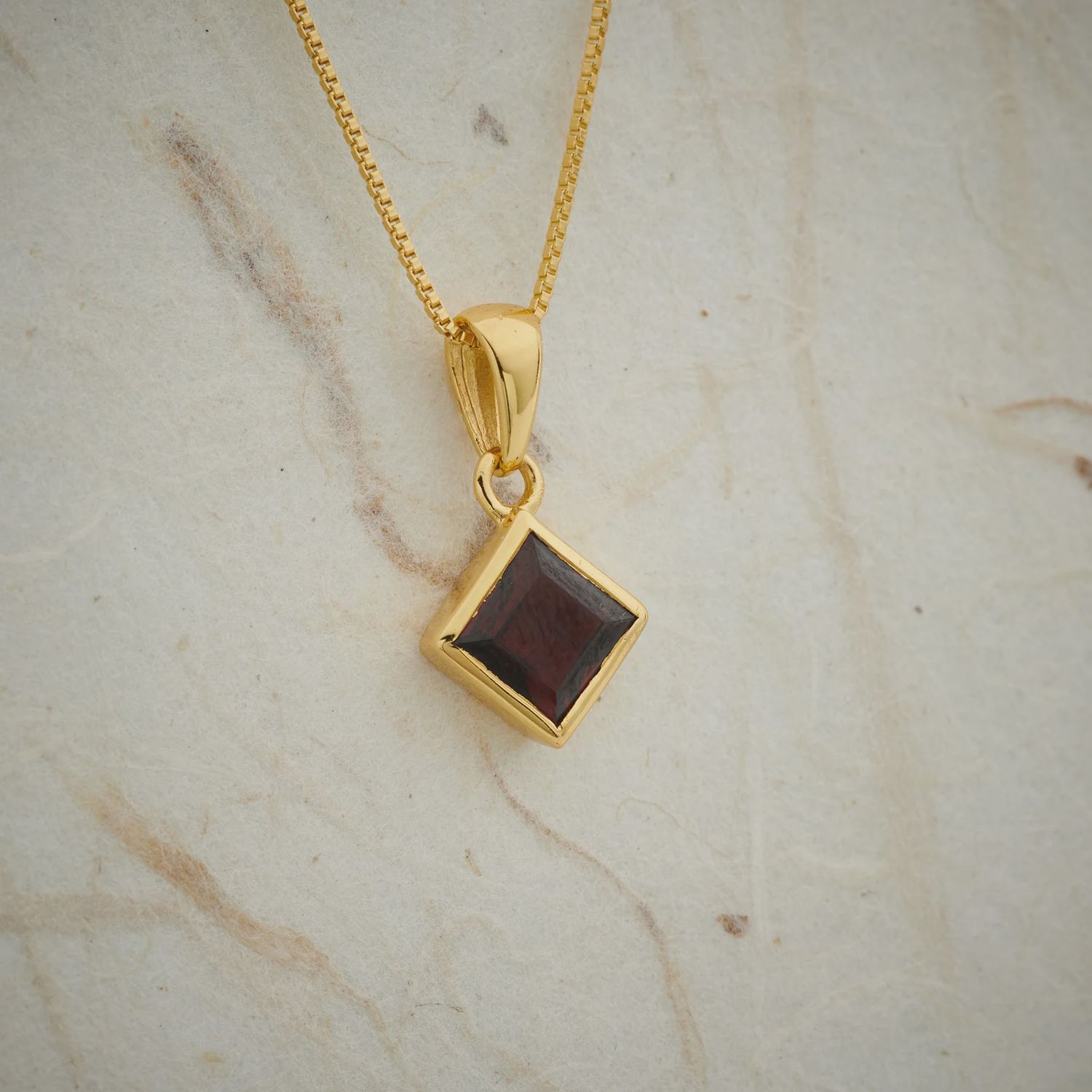 Garnet Everyday Gold Pendant, design: Faceted Square