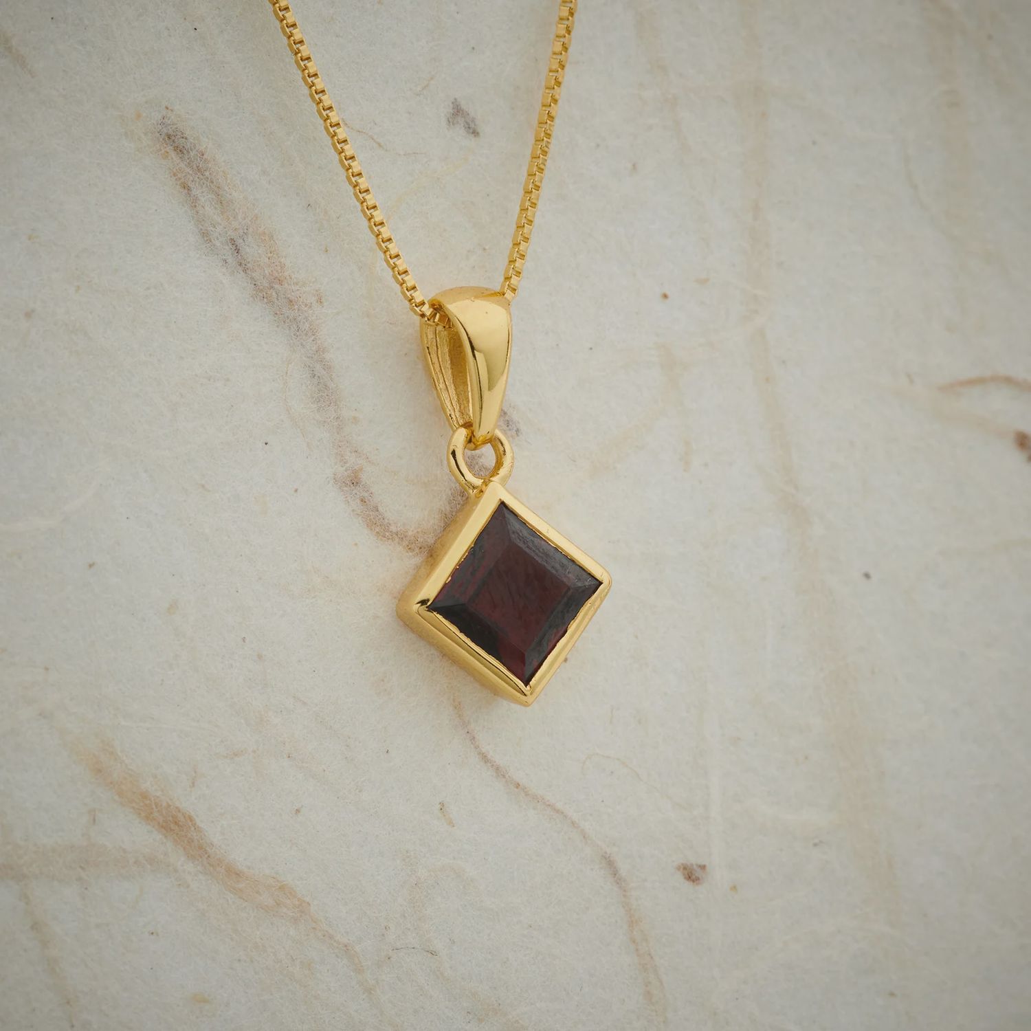Garnet Everyday Gold Pendant, design: Faceted Square