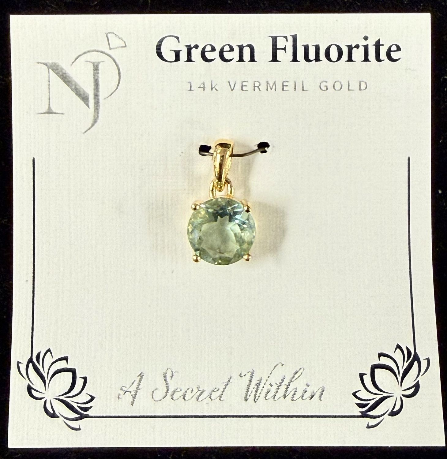 Green Fluorite Vermeil Gold Pendant, design: Faceted Round