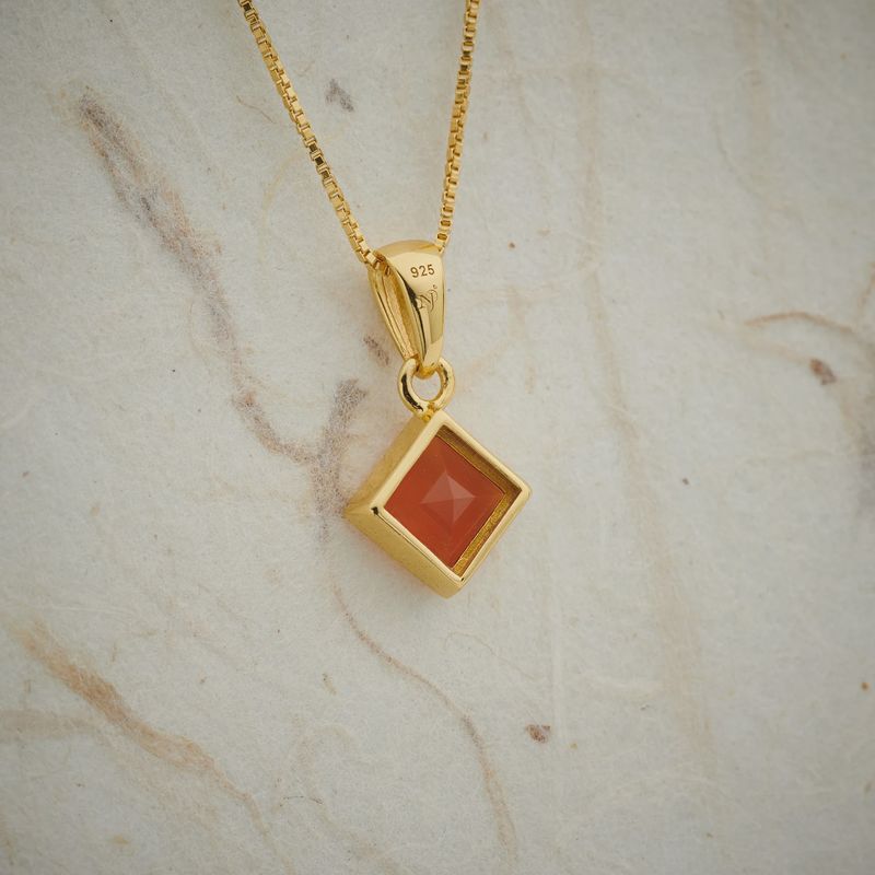 Carnelian Faceted Everyday Gold Pendant