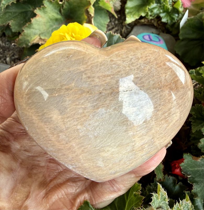 peach moonstone heart