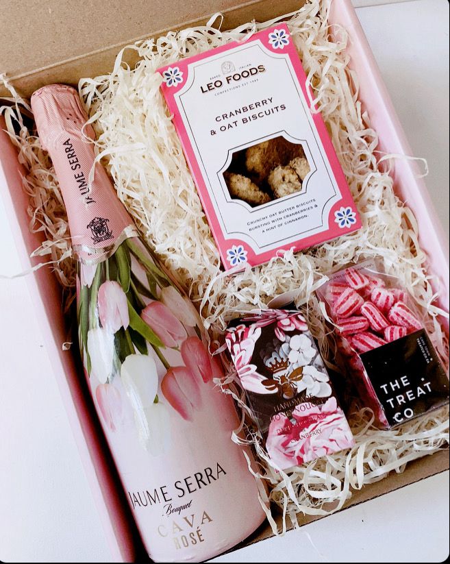 Champagne And Bon Bon Gift Set