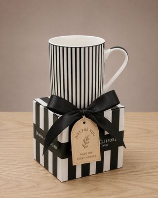 JENNA CLIFFORD – Ivory Noir Mug