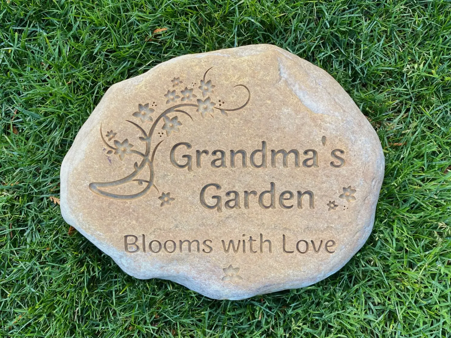 Engraved Garden Stone - Medium River Rock Personalized - Shop ...