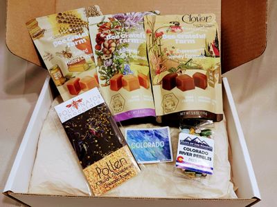 Caramel Lover’s Deluxe Gift Box Caramel Lover’s Deluxe Gift Box