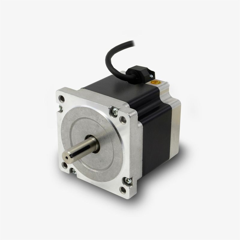 NEMA 34 stepper motor with 536.0 Ncm holding torque