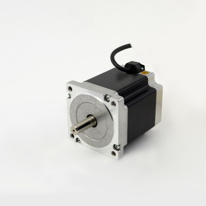 NEMA 34 stepper motor with 700.0 Ncm holding torque