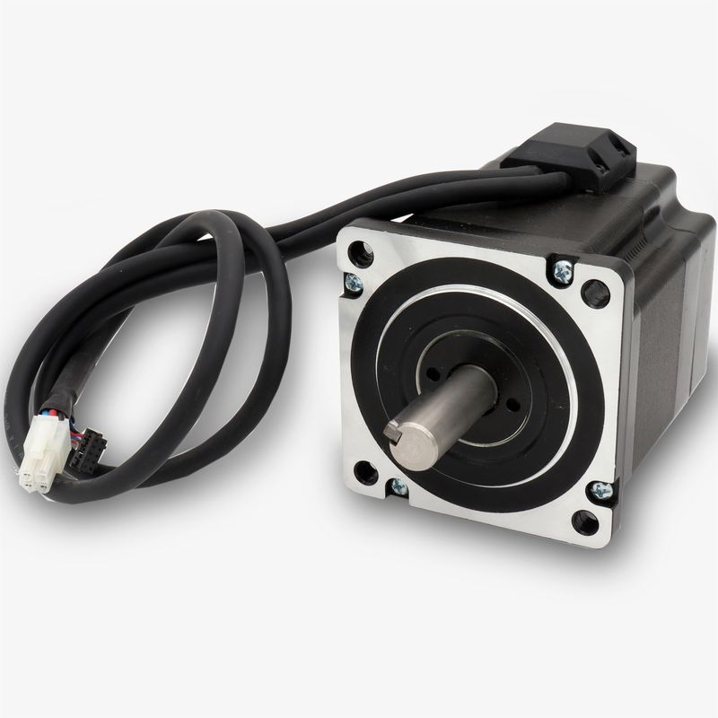NEMA 34 stepper motor with incremental encoder and 820.0 Ncm holding torque