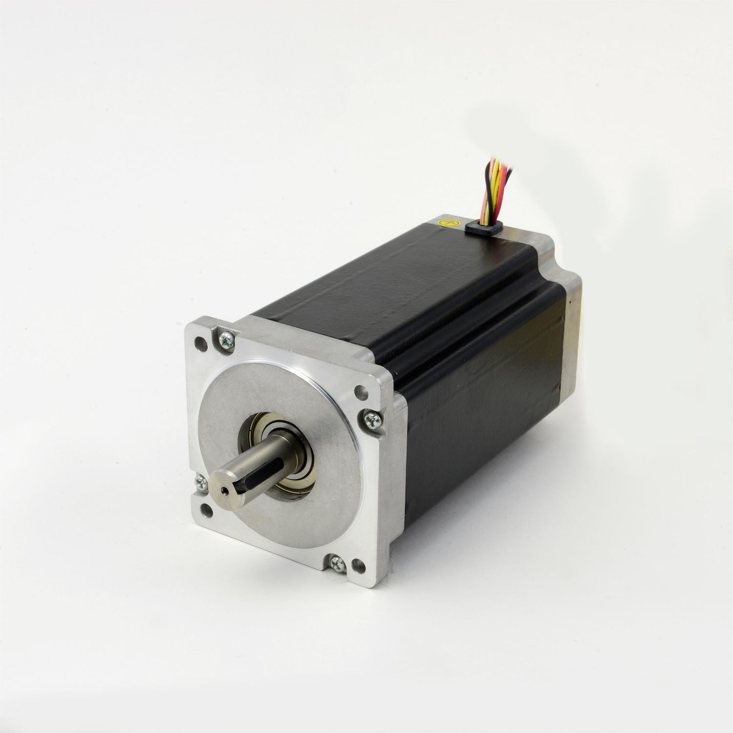 NEMA 34 stepper motor with 1220.00 Ncm holding torque