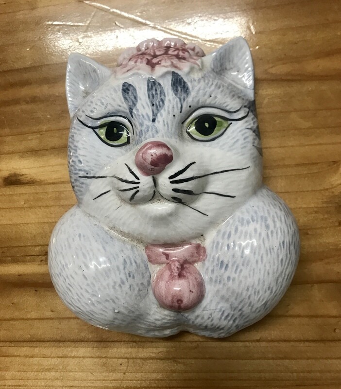 Vintage Cat Wall Decoration
