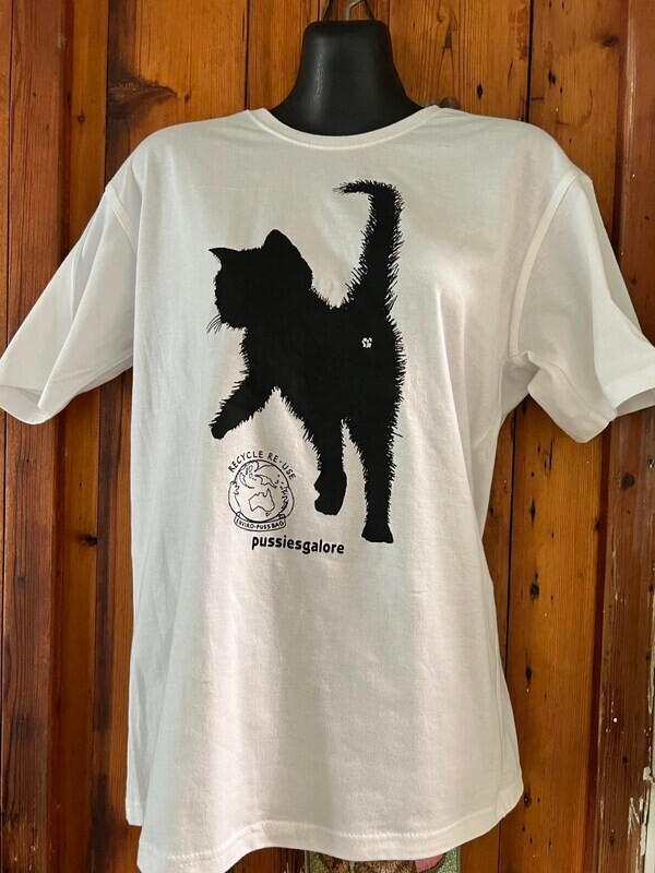 Essy Cat T-shirt