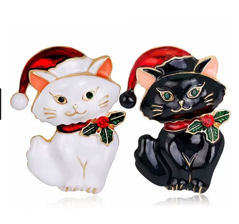Christmas Kitty Pin Brooch