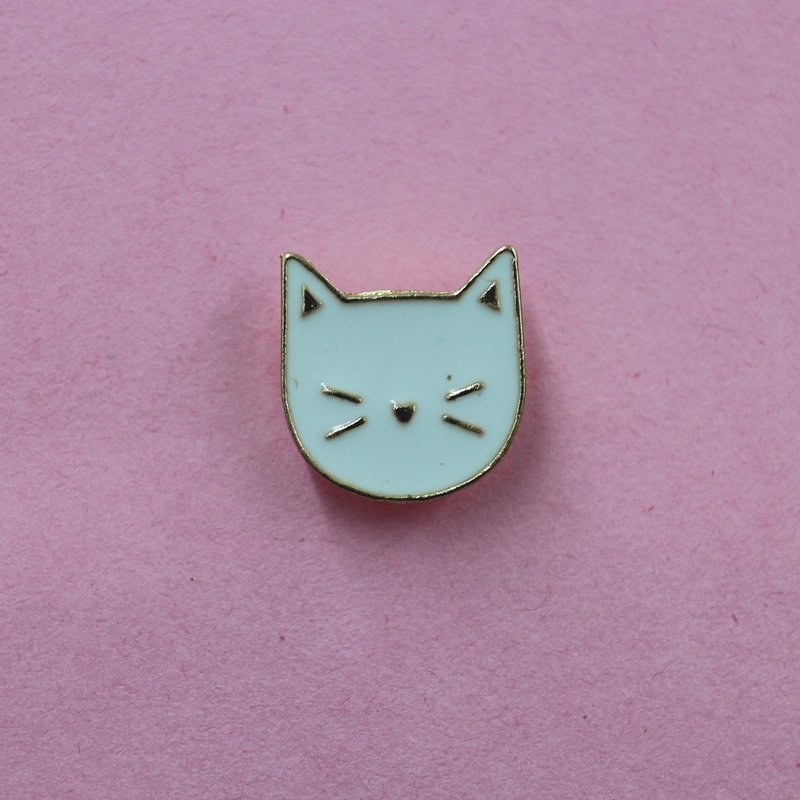 Kitty Face Enamel Pin