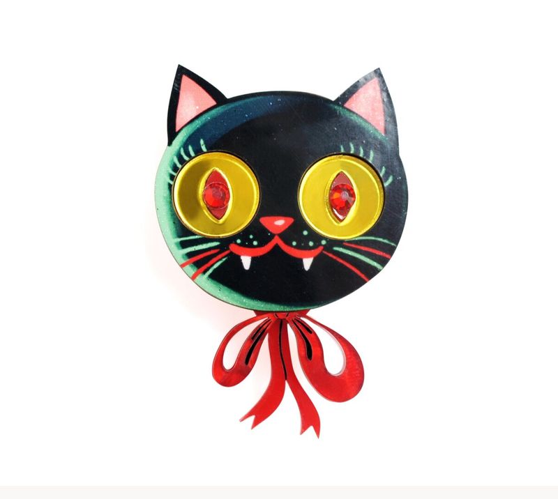 Vampire Kitten Brooch blLaliblue