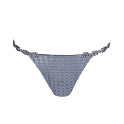 Avero String Thong