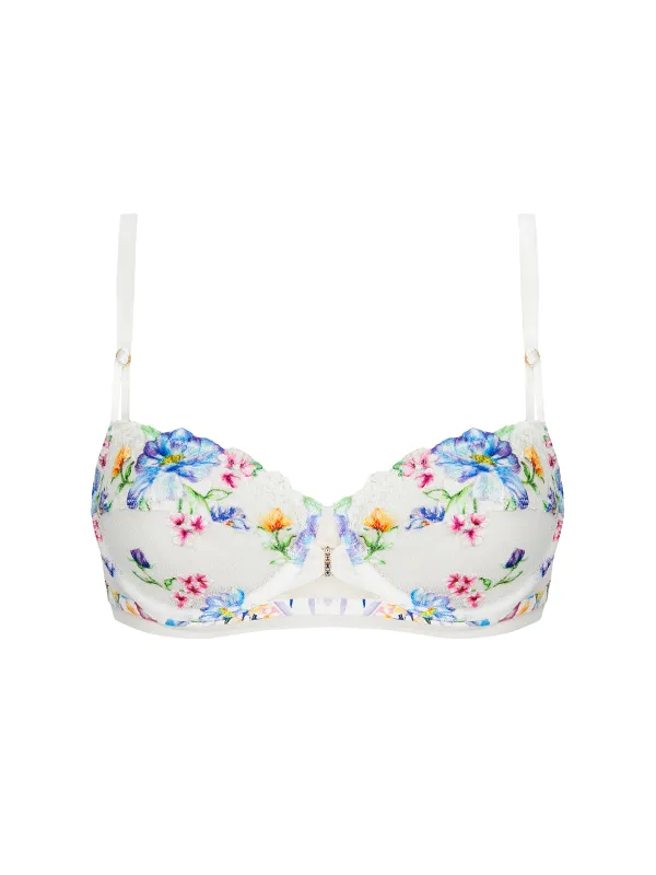 Baisers Legers Demi Cup