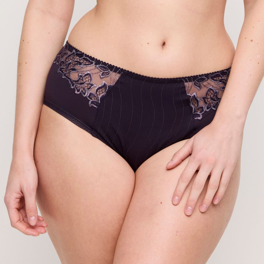 Deauville Full Brief