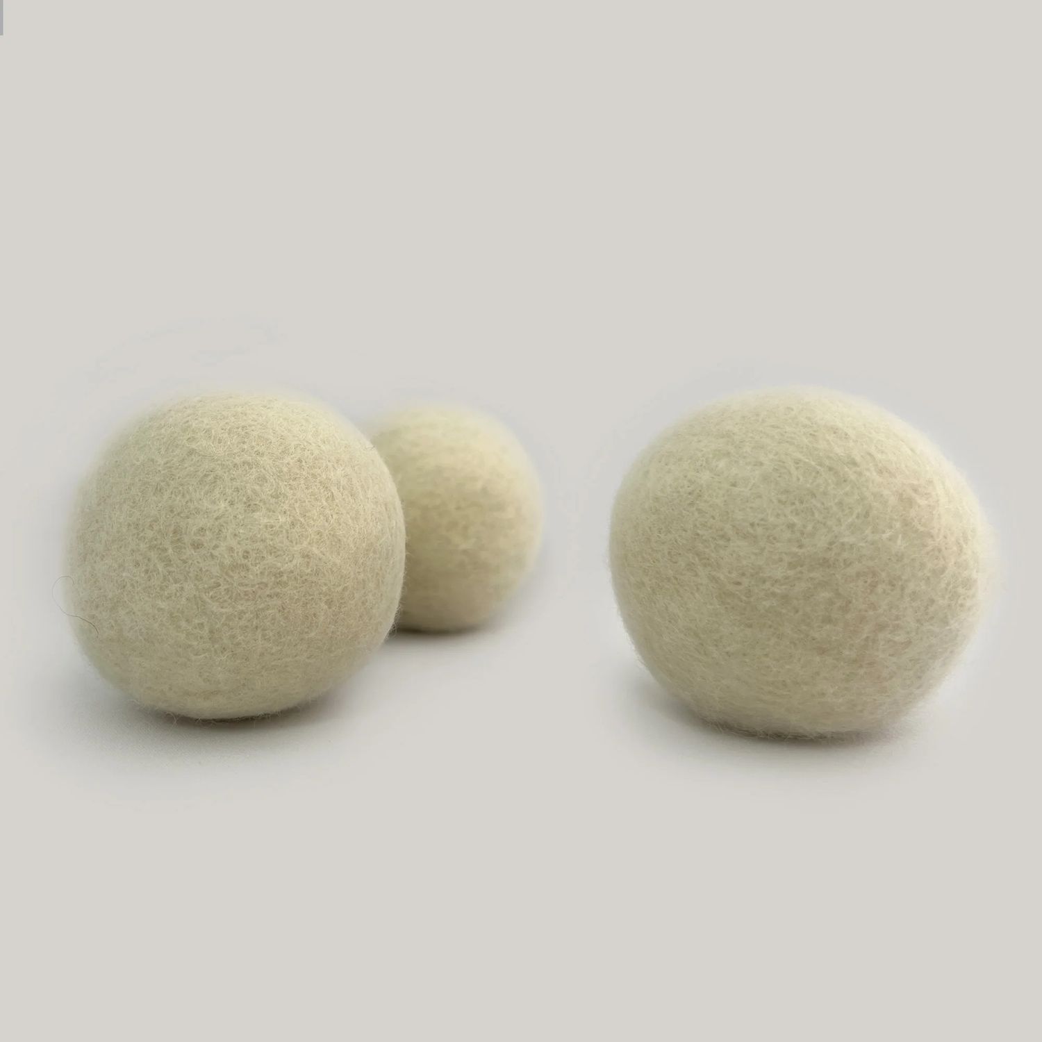 Forever New Tumblers Wool Balls