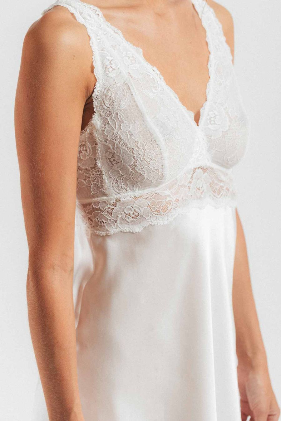 NKiMODE Morgan Bust Support Silk Chemise