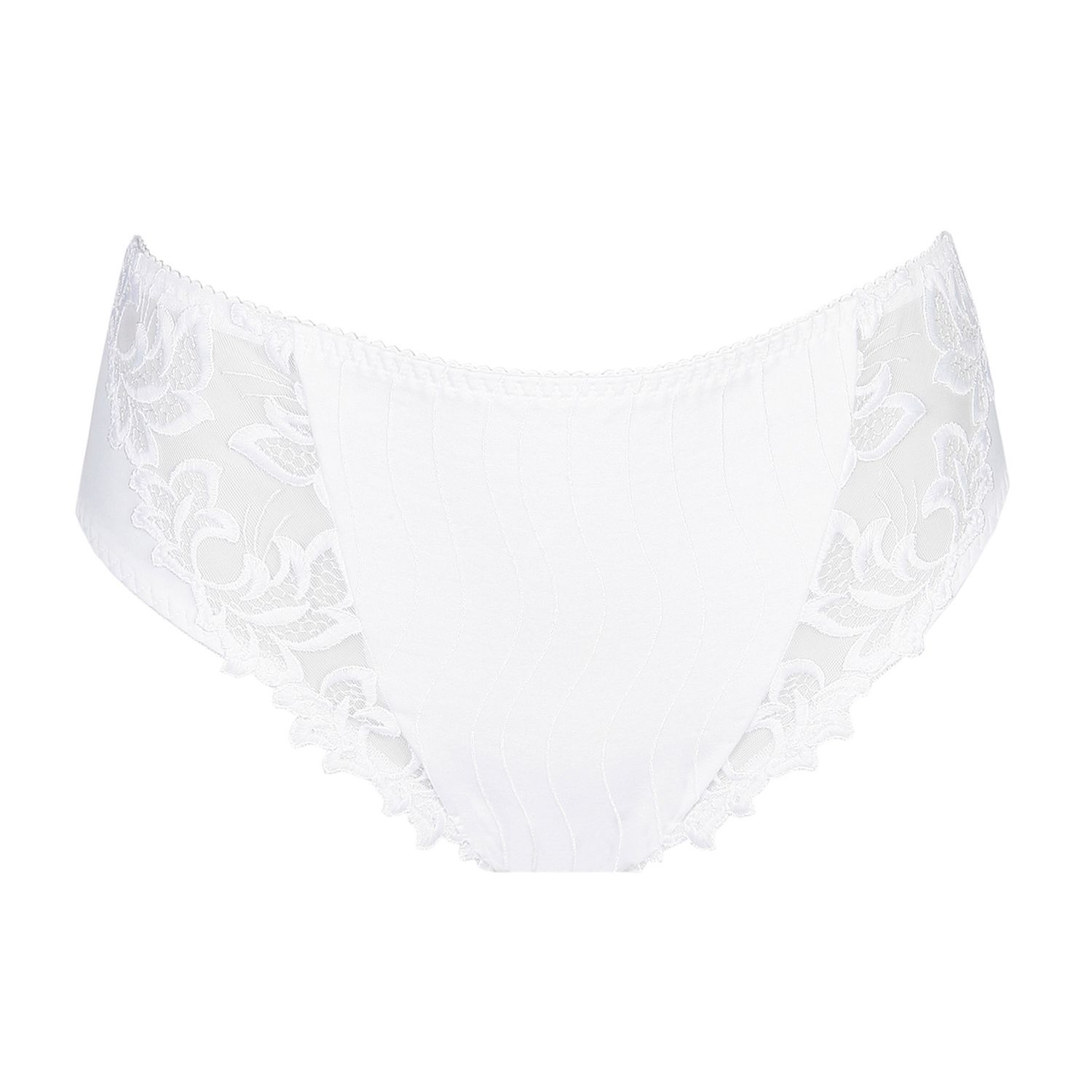 Primadonna Deauville Full Brief