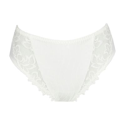 Primadonna Deauville Full Brief