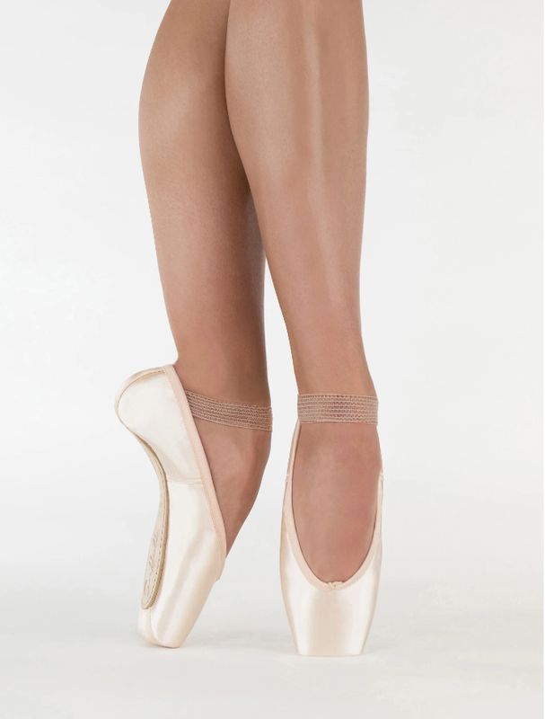 Reign Standard Pink Pointe Shoe