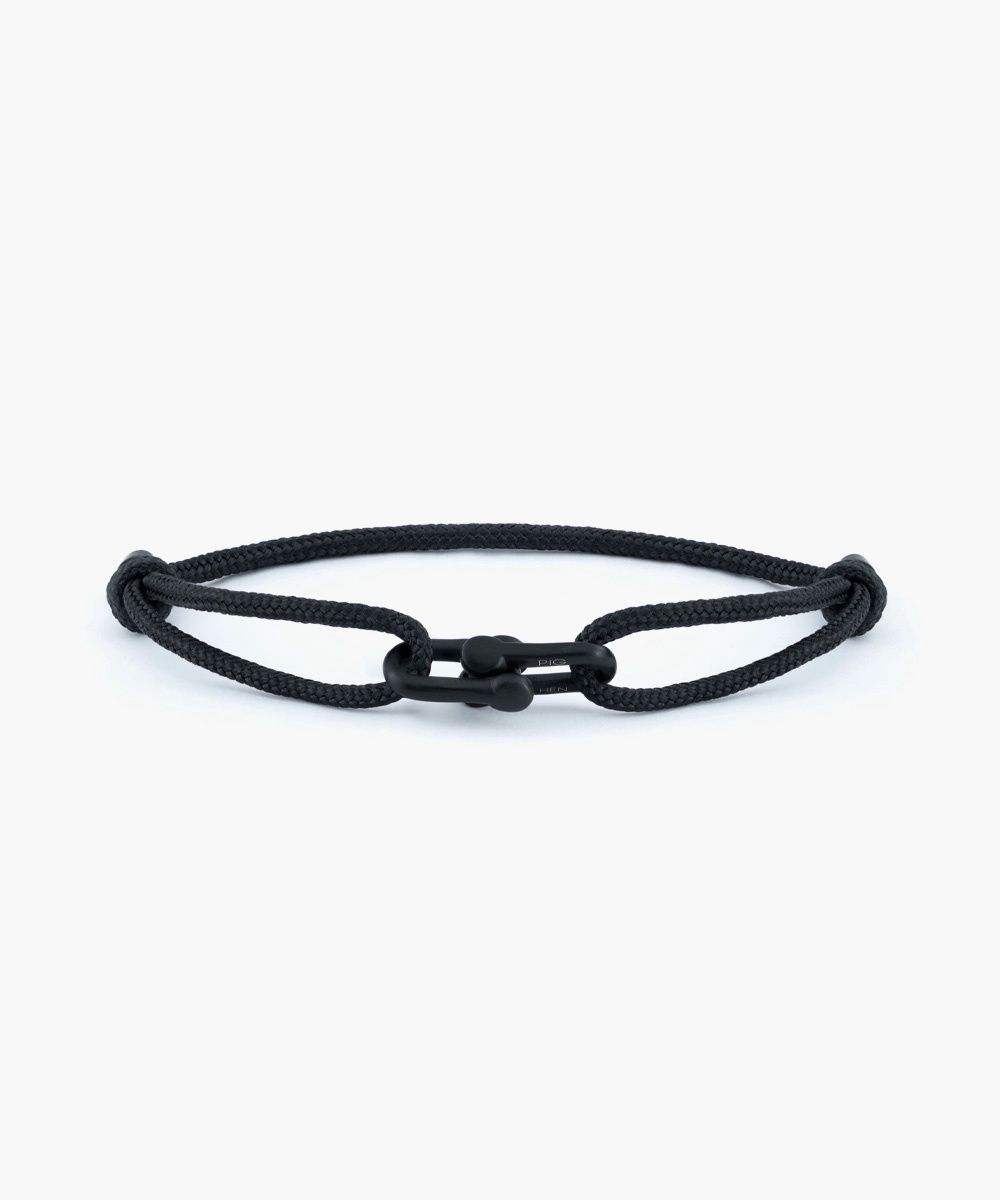 P53 - 290000 Daunting Dean Black | Black, Size: M - 18/19 cm