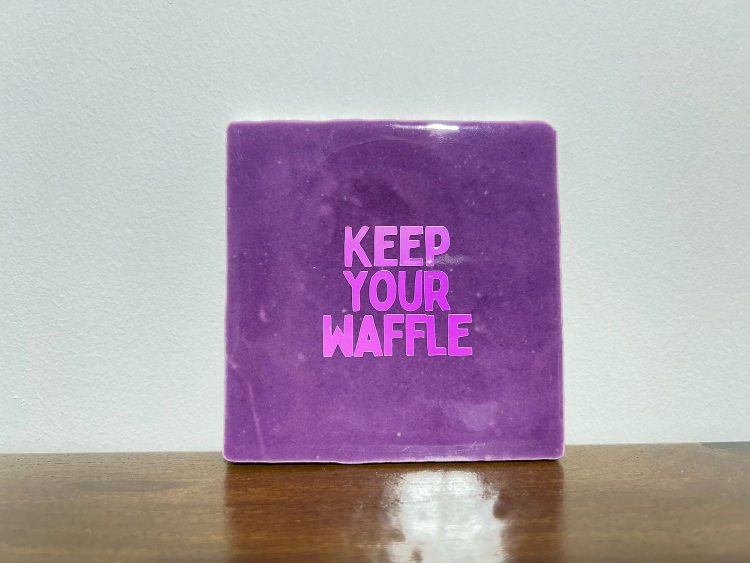 Tegel Keep Your Waffle - Paars/Holografisch