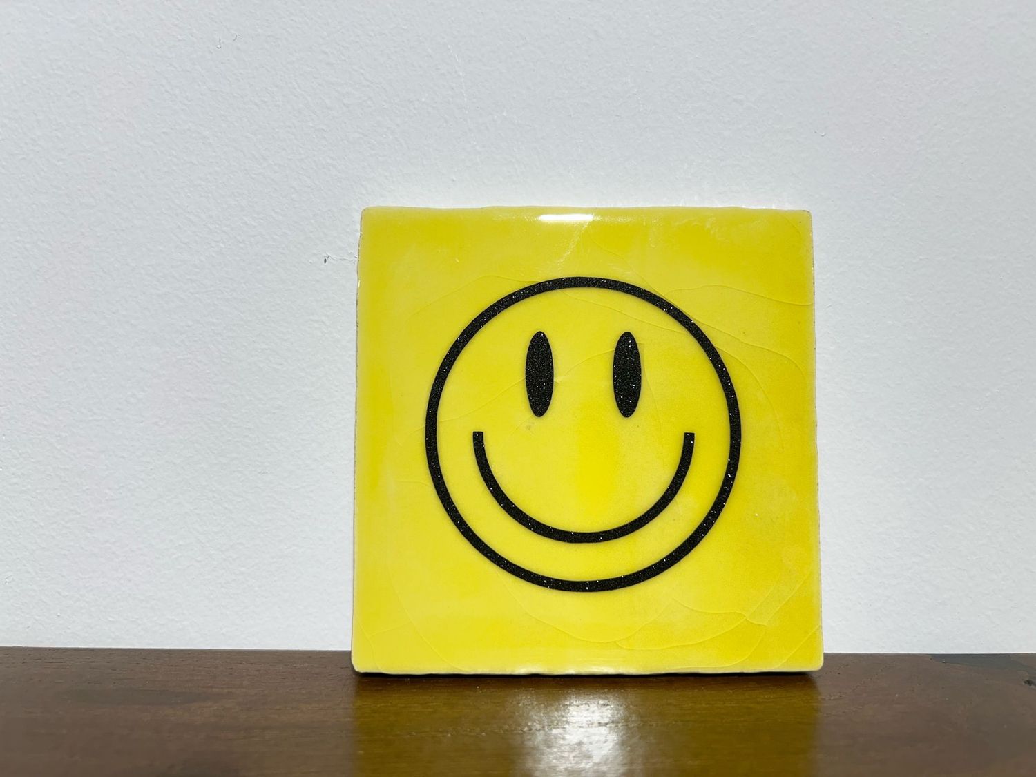 Tegel Smiley - Geel/Zwart