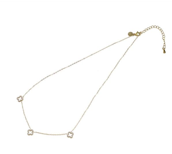 Pearly Clovers Necklace