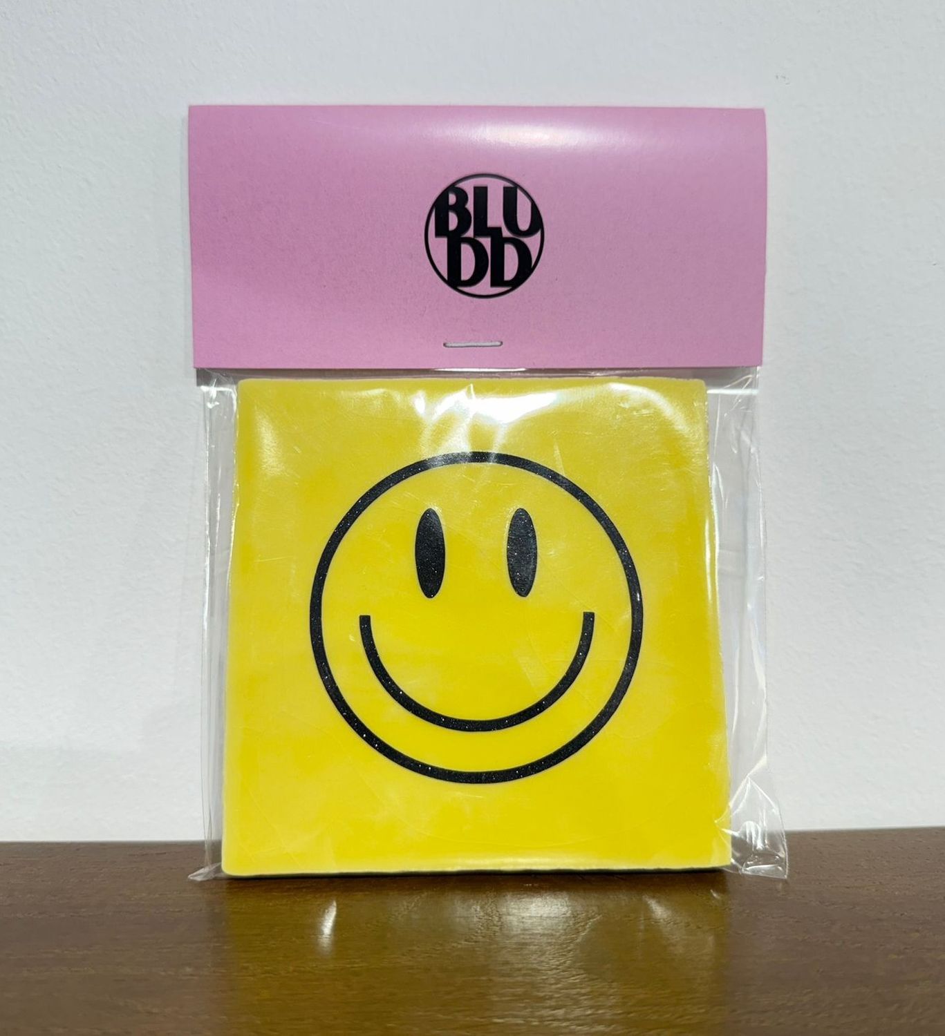 Tegel Smiley - Geel/Zwart Glitter