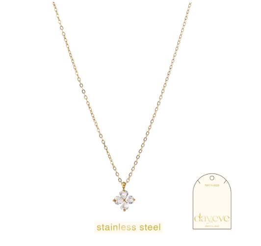 Stone Clover Necklace
