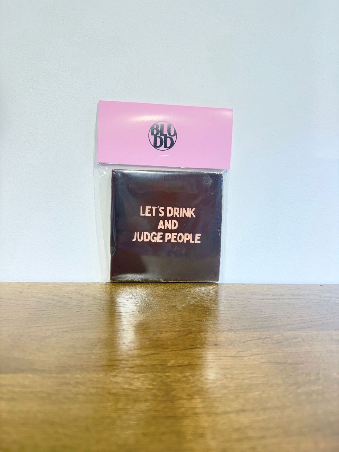 Tegel Let&#39;s Drink And Judge People - Bruin/Glitter