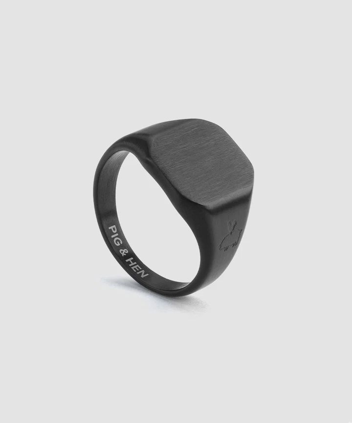 S10-29000-63 | Signet Ring 16mm Black