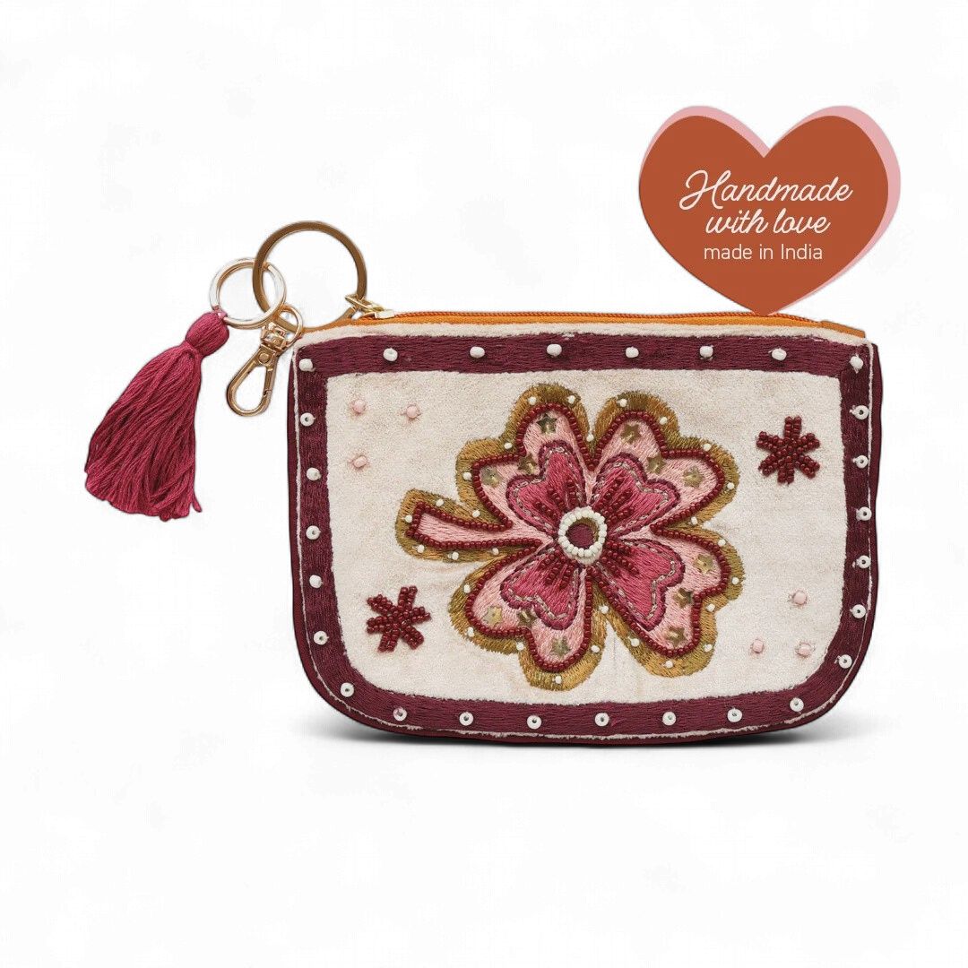 Small Beaded Pouch - Lucky Clover