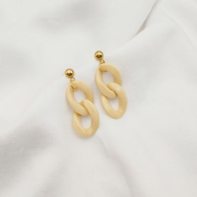 Earring Vintage Beige
