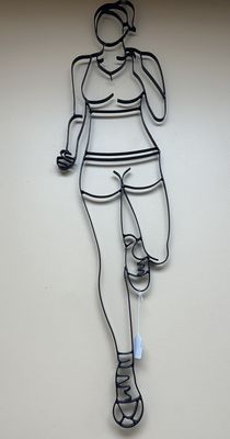 IRON WALL ART, FEMALE RUNNER