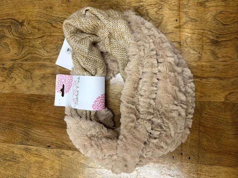Honey Faux Fur Knit Cowl Scarf