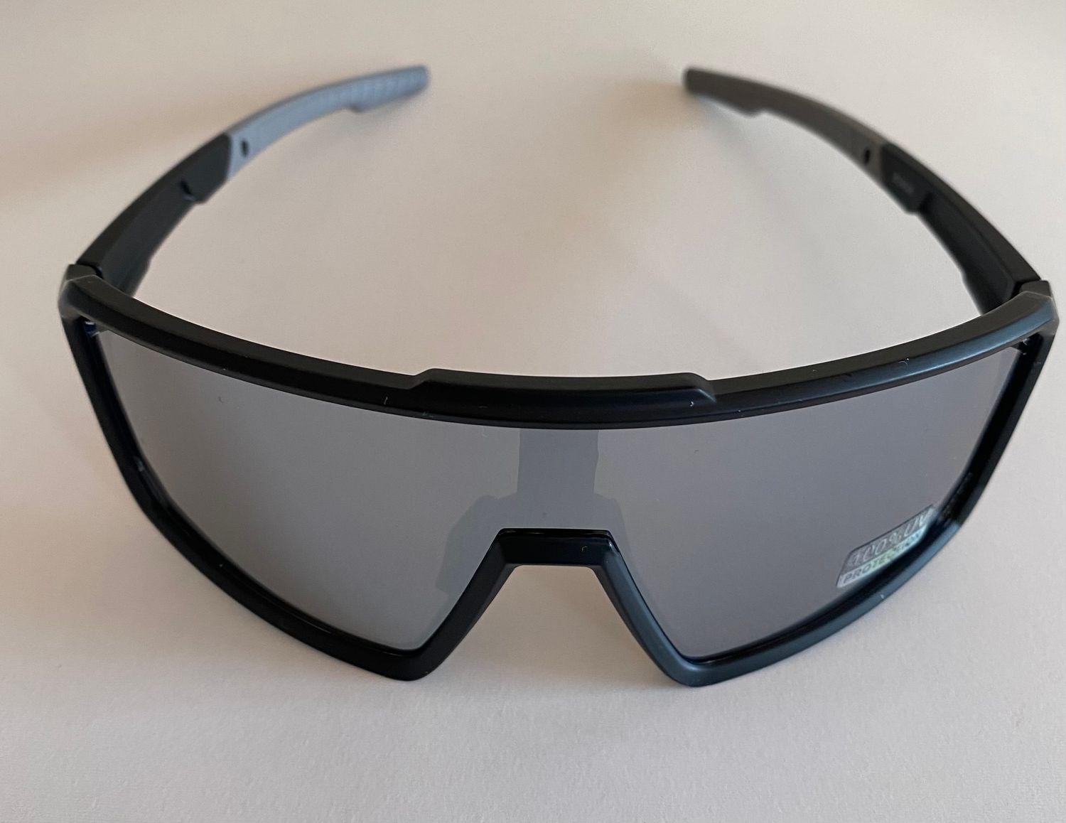 Retro fashion oversized frame outdoor windproof protective sunglasses for Women/Men