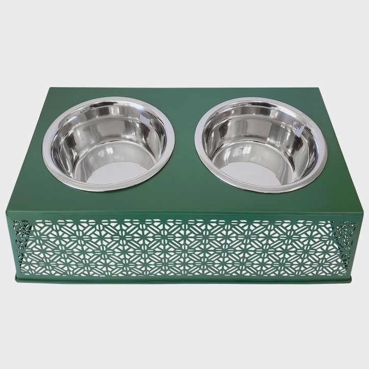 Eco-Friendly Elevated Country Dog Feeder