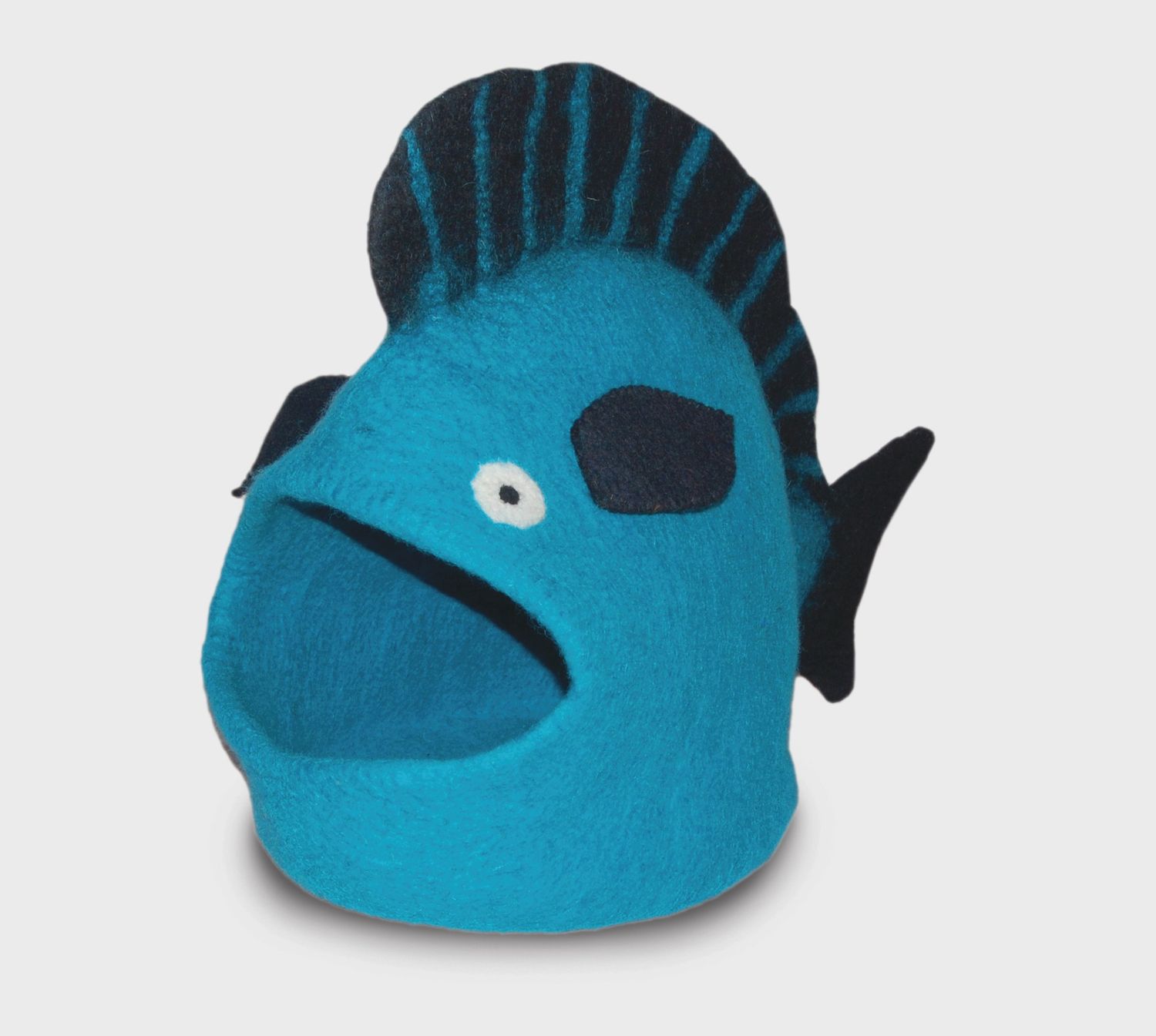 Fish Wool Pet Cave